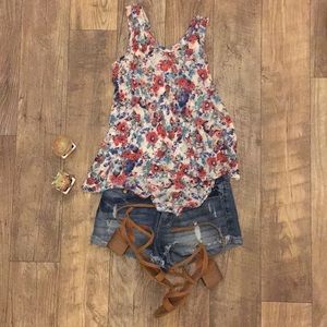 🌸 Soprano floral tank top Small 🌸
